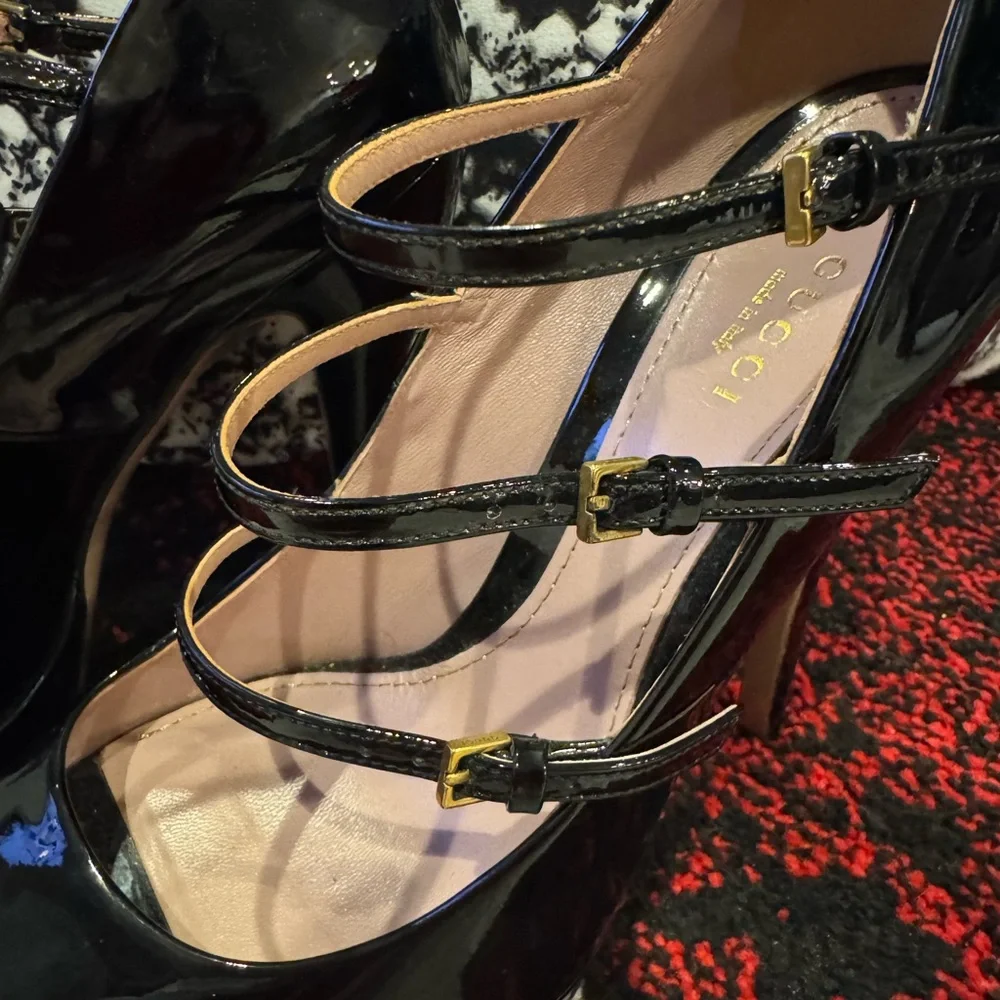 Gucci Lisbeth Patent Leather Pumps - Picture 7 of 8